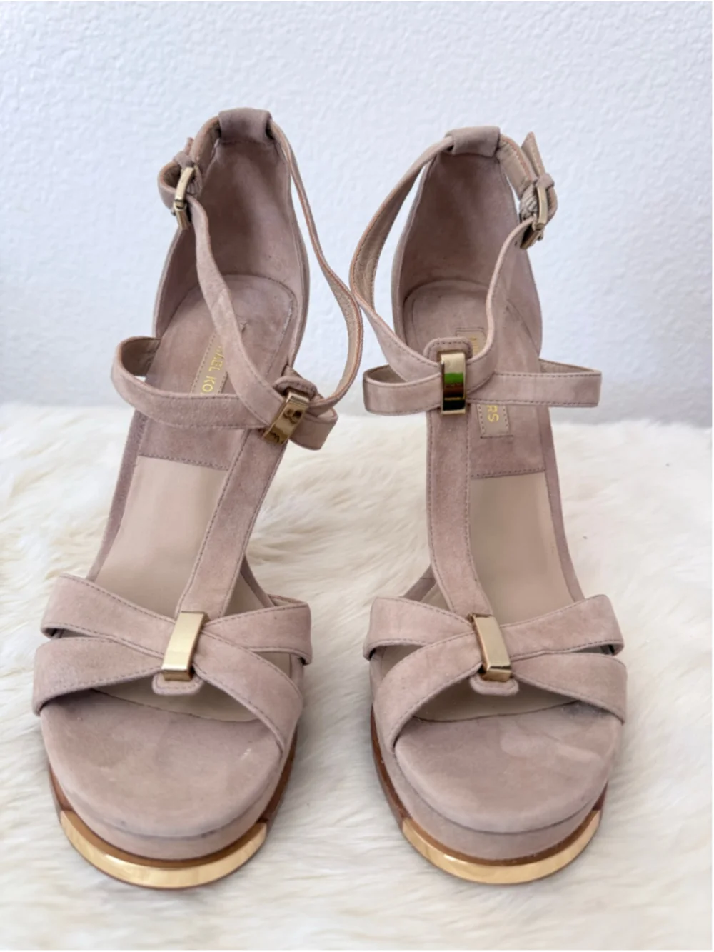 Women's Michael Kors Beige Suede Platform Heels Size 7.5